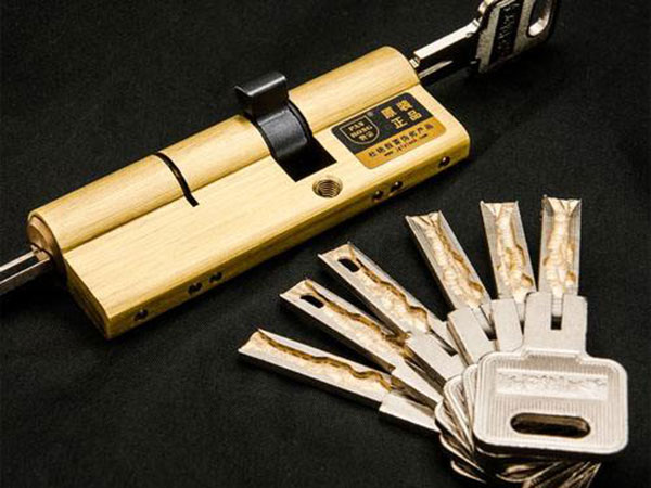 双江24小时上门开锁公司